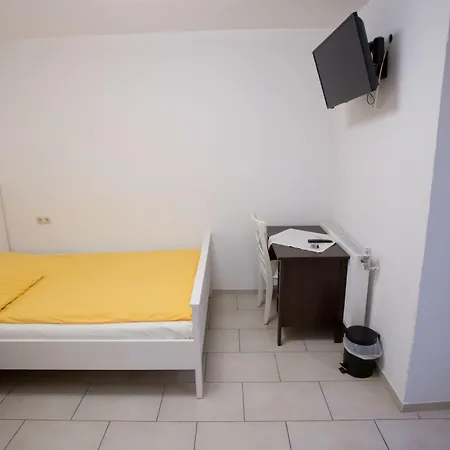 Hotel Frankenthaler Hof 2*