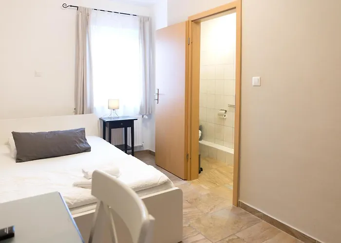 Frankenthaler Hof Hotel 2*