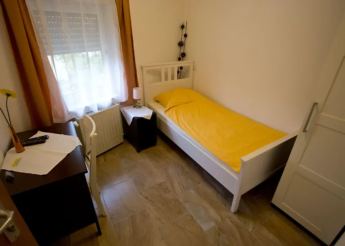 Frankenthaler Hof 2*